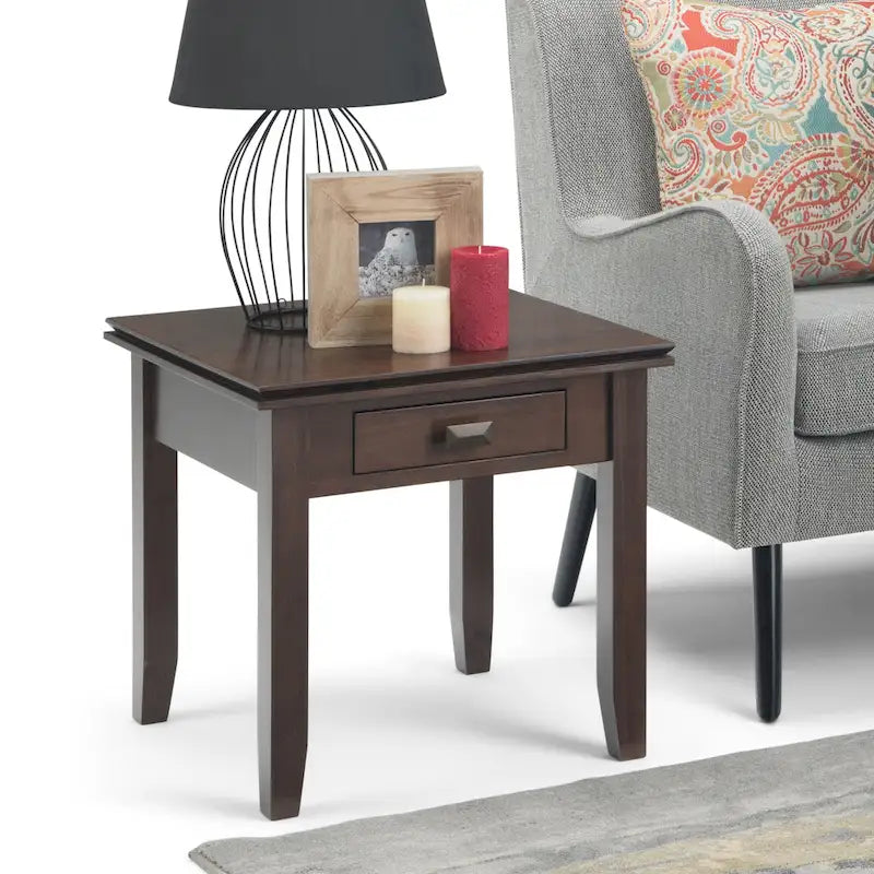 Table d'appoint transitoire carrée en bois massif de 21 pouces